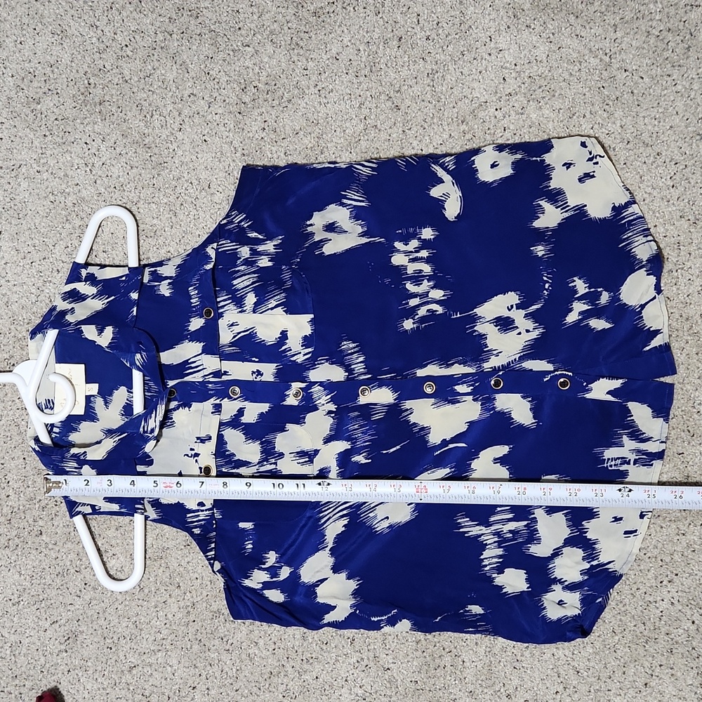 Yumi Kim Silk Blue/Ivory Floral Sleeveless Button Up Top Size Small - Picture 5 of 7
